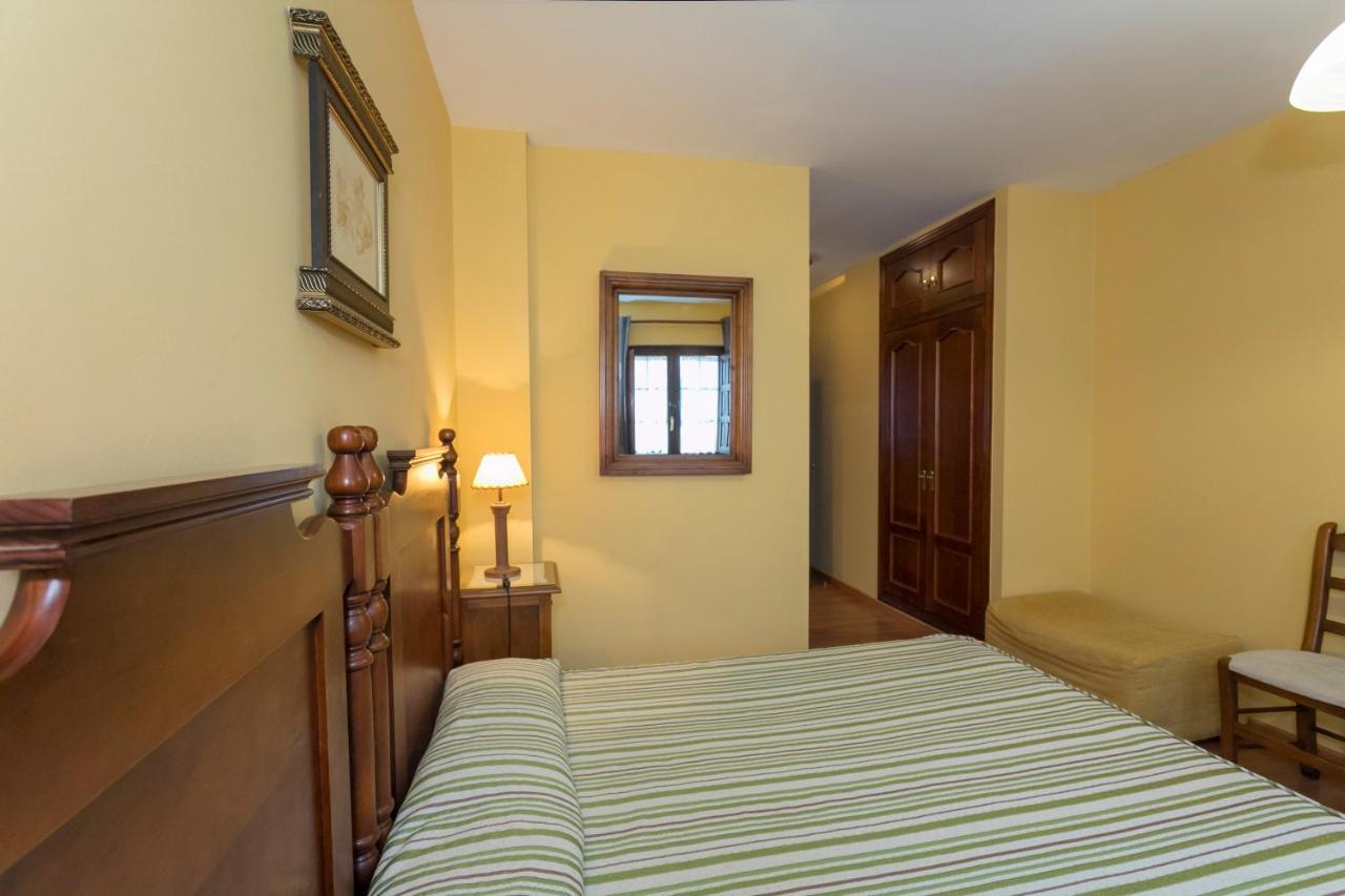Posada De La Abadia - Adults Only ซันติยานาเดลมาร์ ภายนอก รูปภาพ
