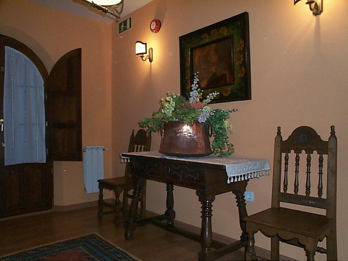 Posada De La Abadia - Adults Only ซันติยานาเดลมาร์ ภายนอก รูปภาพ